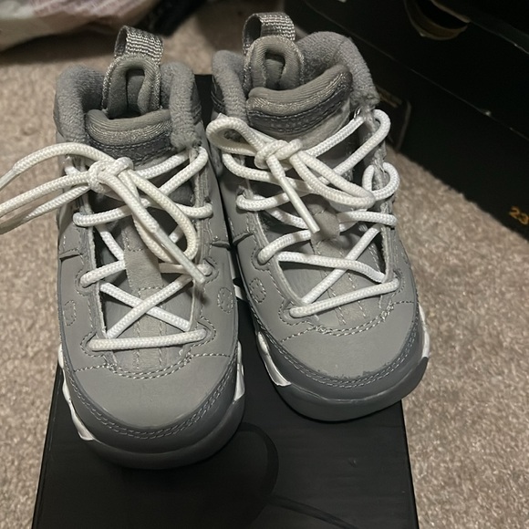 Retro Jordan 9s - Picture 2 of 5